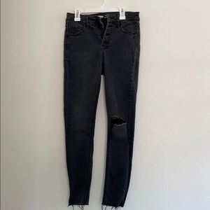 Black skinny jeans